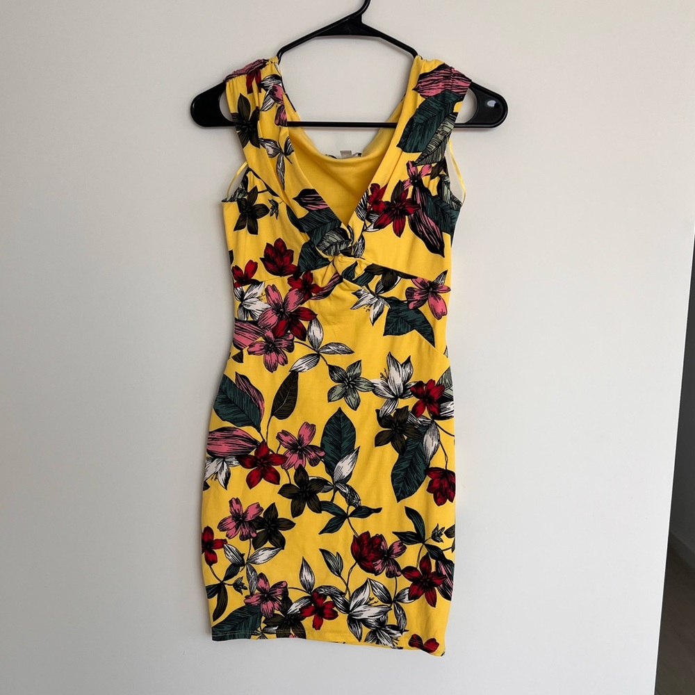 Guess body con dress